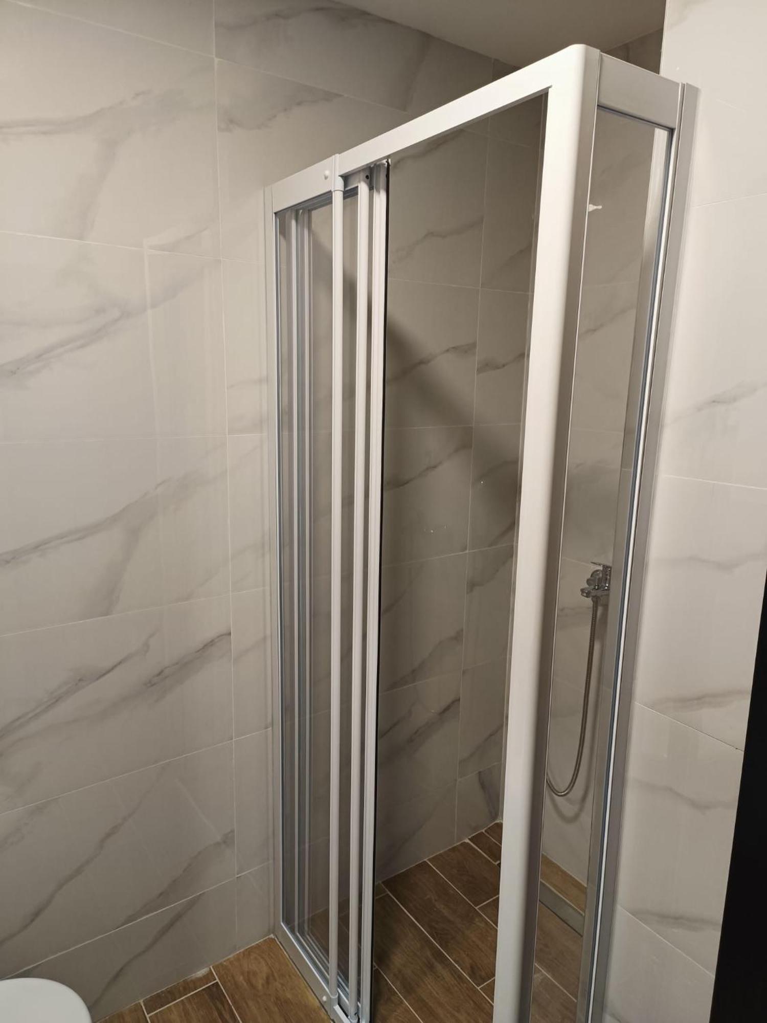 Rosa Lux 25
